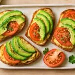 Tostada de Hummus con Jamón