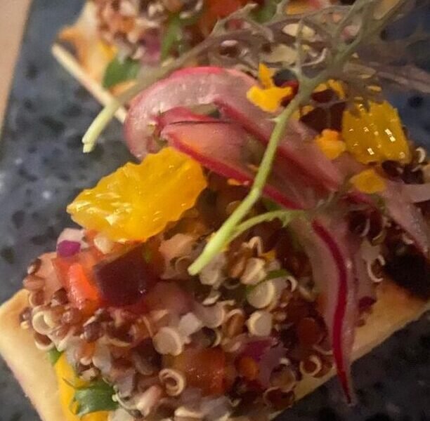 Mejillones y Sabores del Mar: Hummus de Mejillones, la Delicia del Mediterráneo Mejillones y Sabores del Mar: Hummus de Mejillones, la Delicia del Mediterráneo