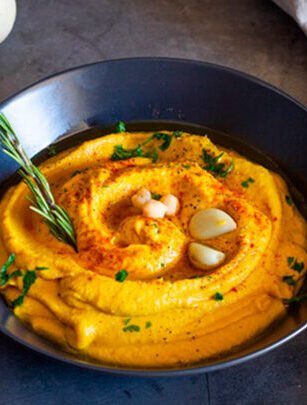 Recetas deliciosas de hummus con verduras para una alimentación saludable y equilibrada Recetas deliciosas de hummus con verduras para una alimentación saludable y equilibrada