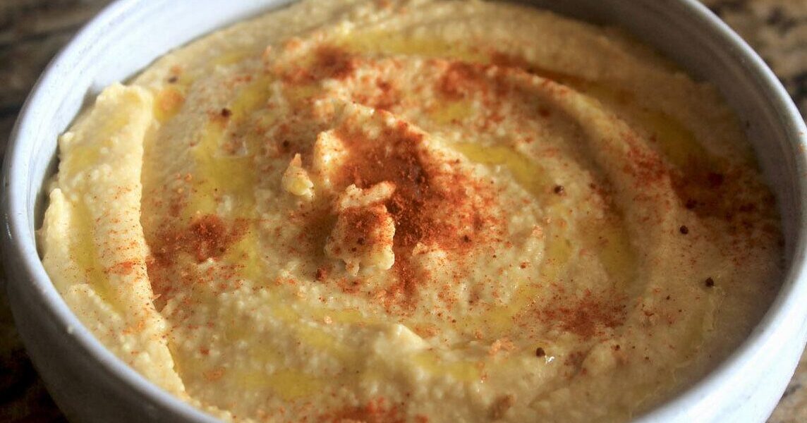 Beneficios del hummus para bebés: recetas saludables y consejos de alimentación